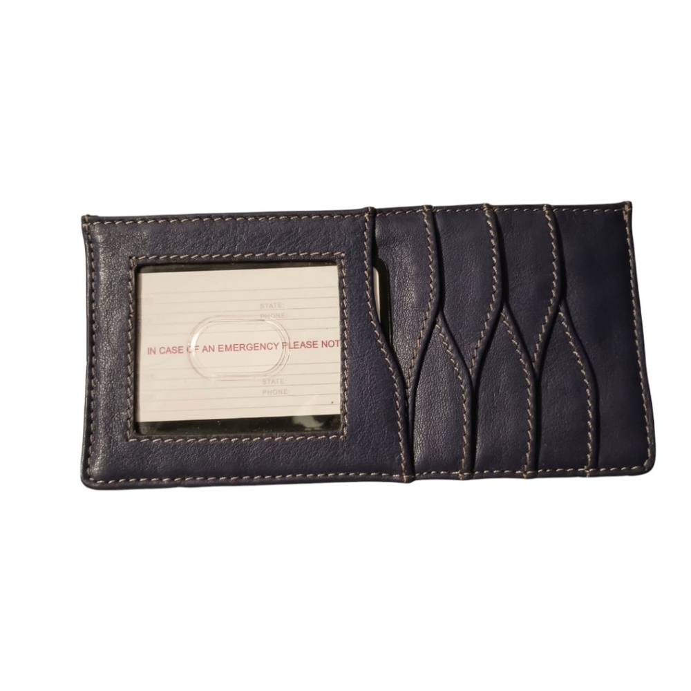 NWOT Tignanello Leather Card Holder Wallet
